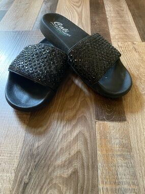 Skechers Black Sparkle Embellished Slide Sandals